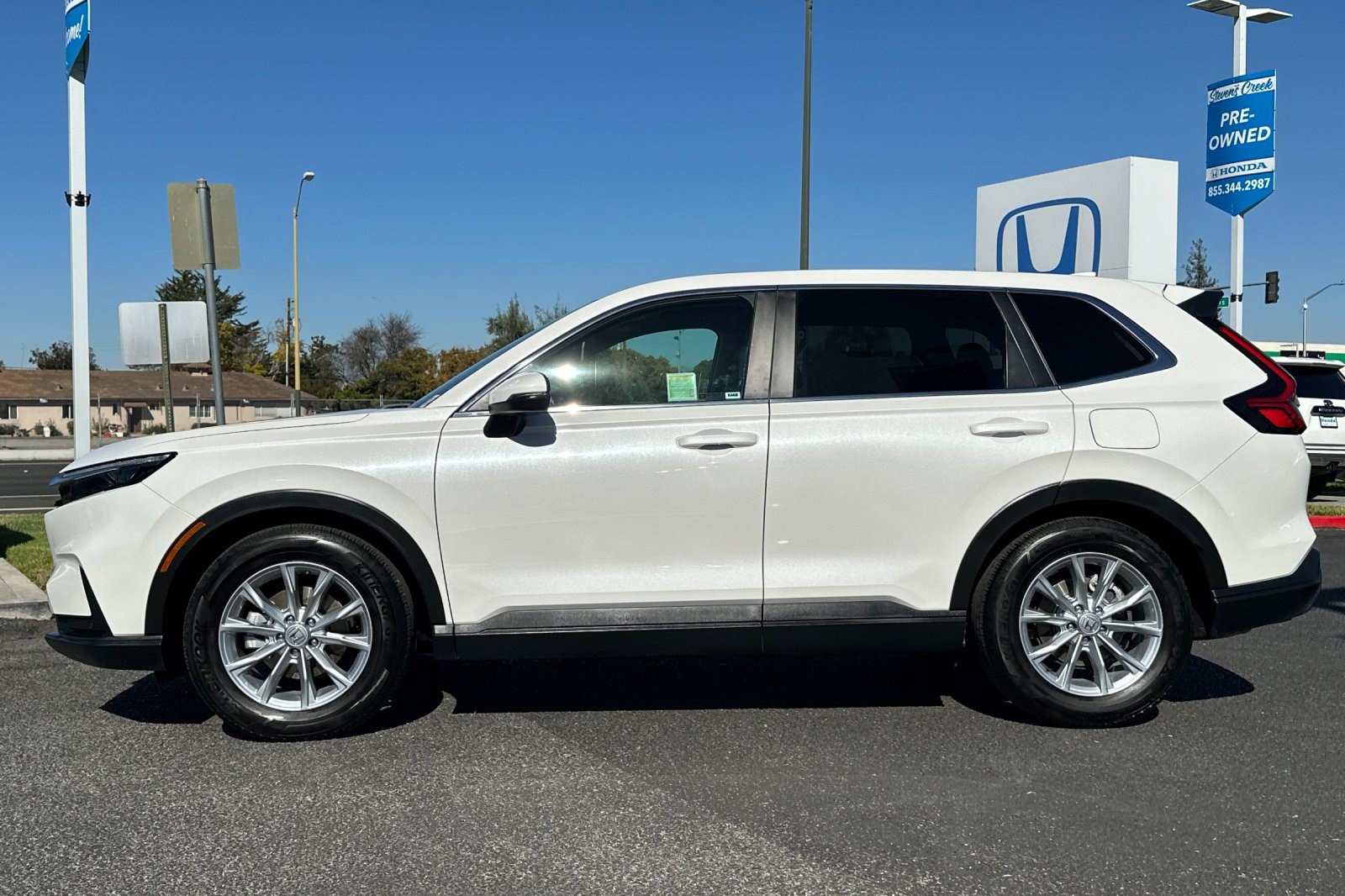 Certified 2025 Honda CR-V EX-L image 2