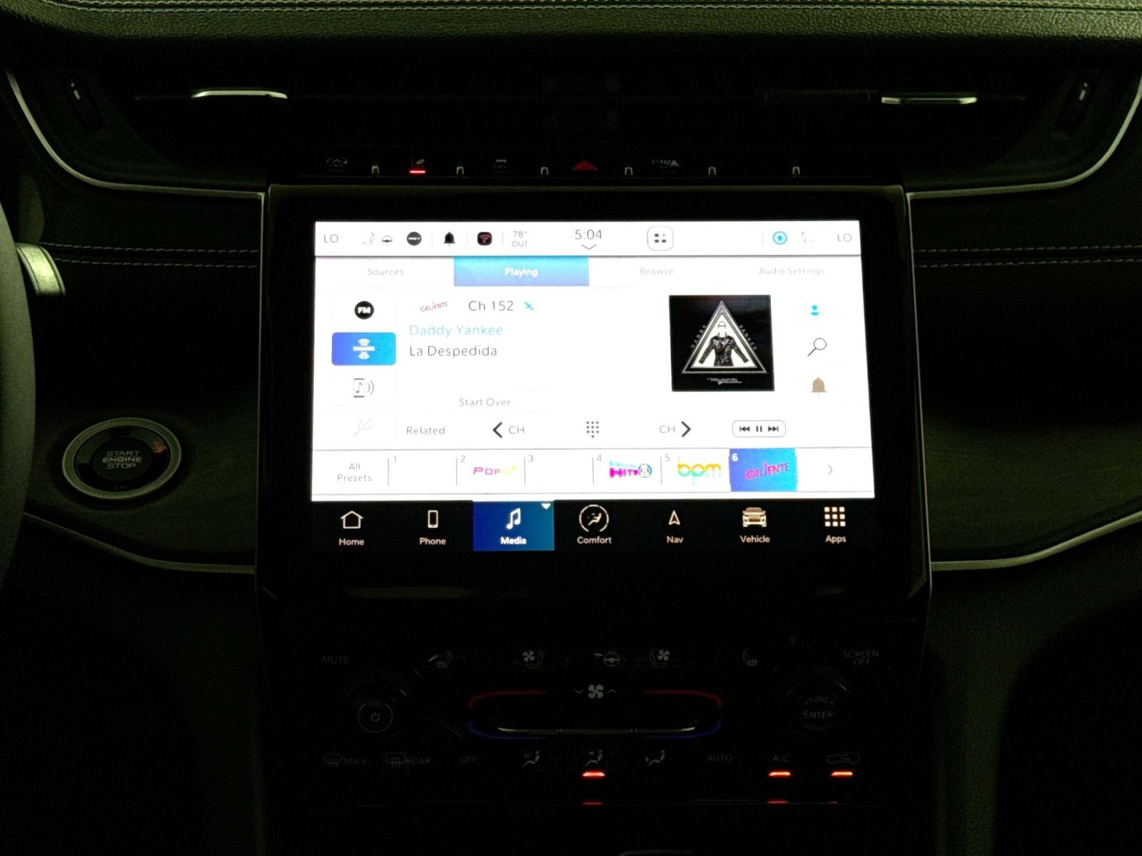 Used 2023 Jeep Grand Cherokee L Limited w/ Luxury Tech Group II AWD/4WD image 18