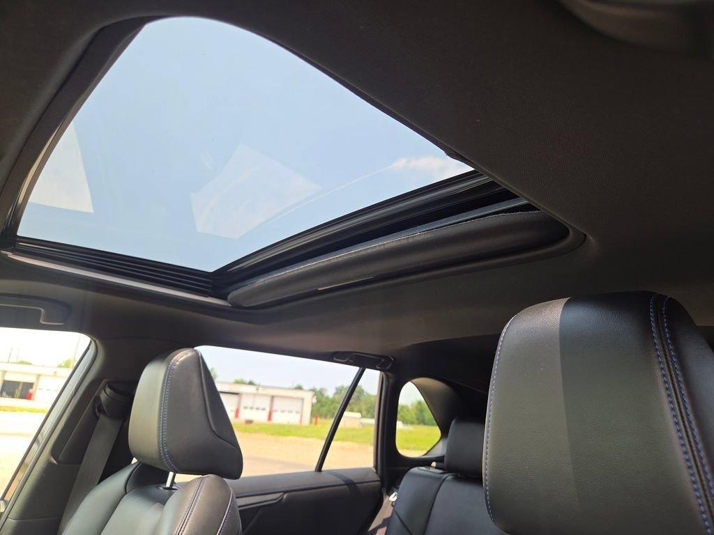 Used 2019 Toyota RAV4 XSE w/ Carpet Mat Package AWD/4WD image 9