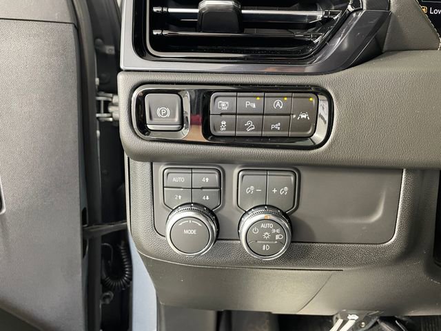 New 2026 GMC Yukon XL AT4 w/ AT4 Premium Package image 11