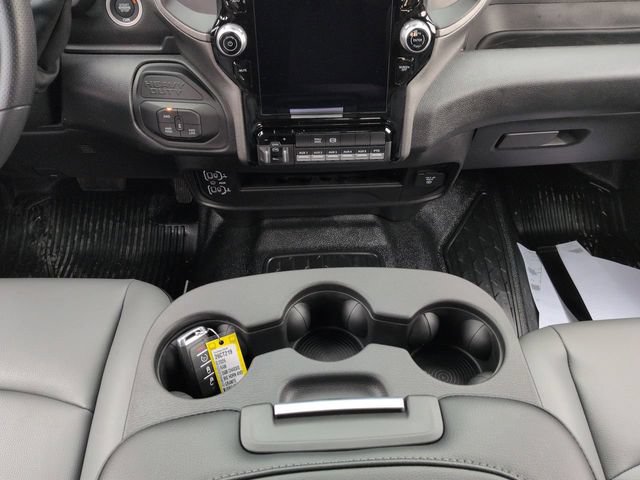 New 2026 RAM 3500 Tradesman AWD/4WD image 17