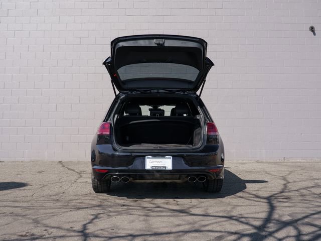 Used 2017 Volkswagen Golf R 4-Door image 13