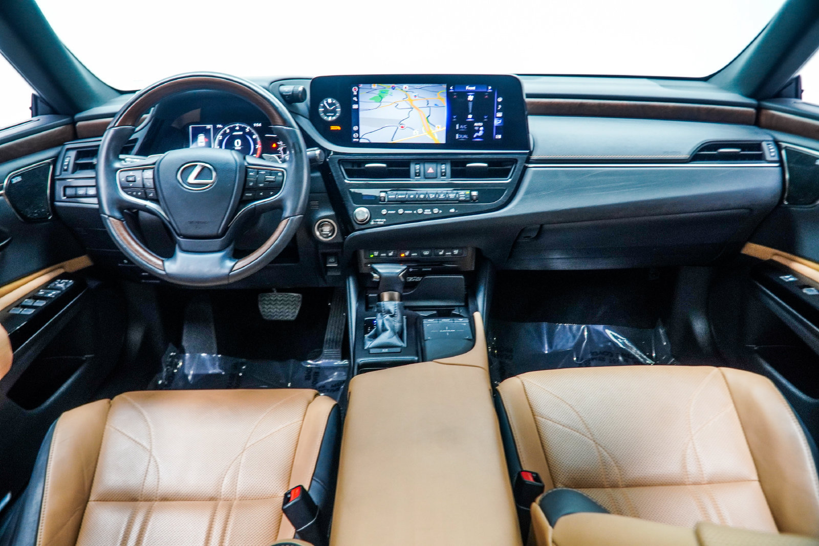 Used 2022 Lexus ES 350 Ultra Luxury w/ Accessory Package 2 FWD image 6