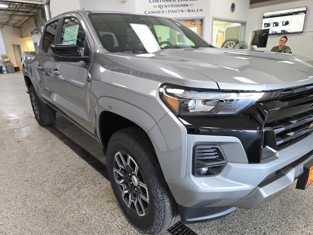 New 2026 Chevrolet Colorado Z71 w/ Z71 Convenience Package 2 image 3