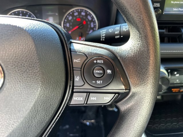 Certified 2019 Toyota RAV4 LE w/ All Weather Liner Package AWD/4WD image 31