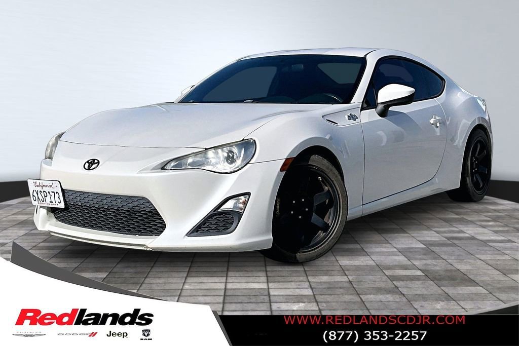 Used 2013 Scion FR-S image 1