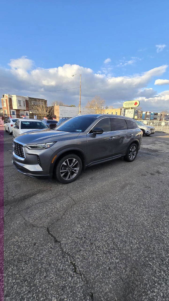 Used 2022 INFINITI QX60 Luxe w/ Cargo Package AWD/4WD image 1