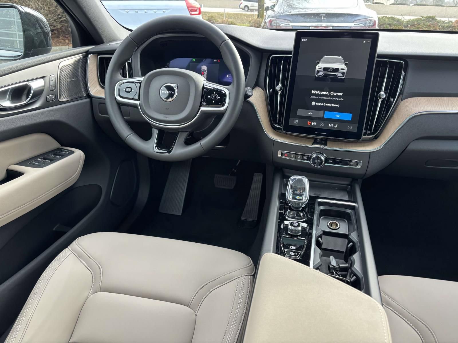 New 2026 Volvo XC60 B5 Plus w/ Protection Package Premier image 29