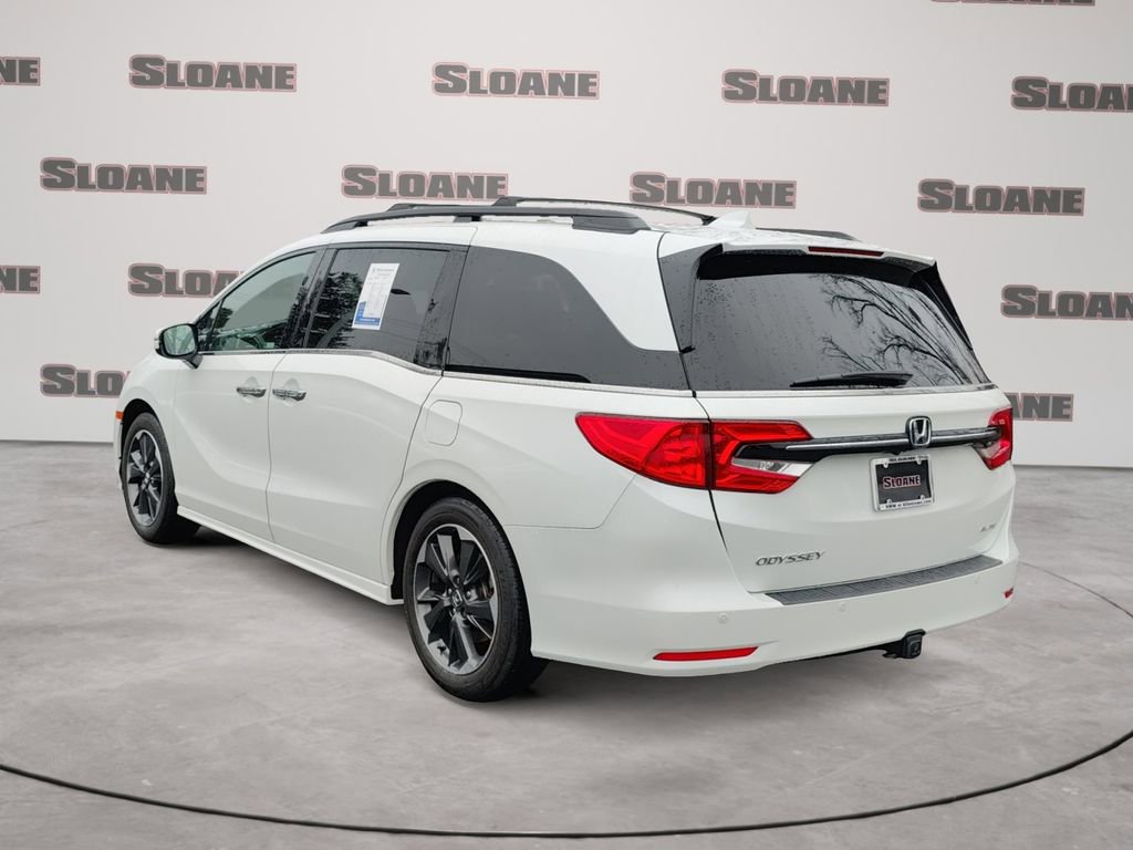 Used 2022 Honda Odyssey Elite image 3