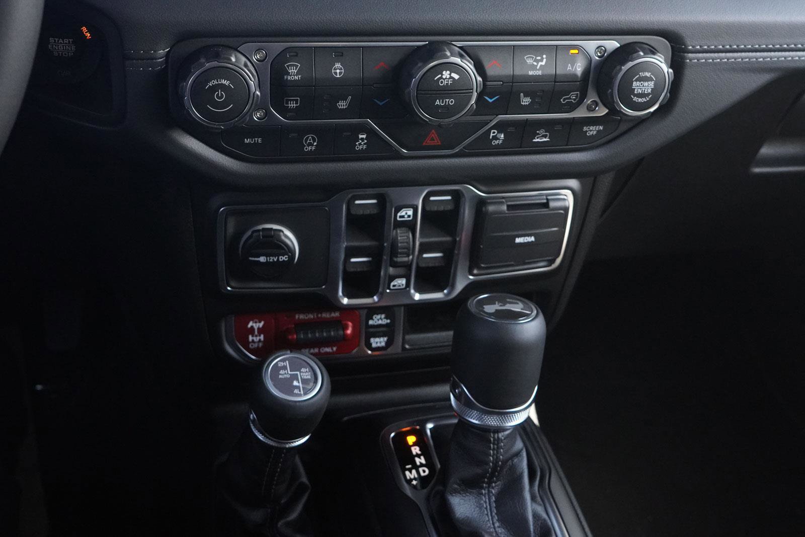 New 2026 Jeep Wrangler Unlimited Rubicon AWD/4WD image 20