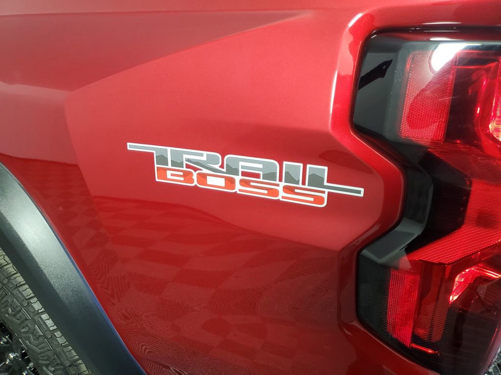 Used 2024 Chevrolet Colorado Trail Boss w/ Advanced Trailering Package image 30