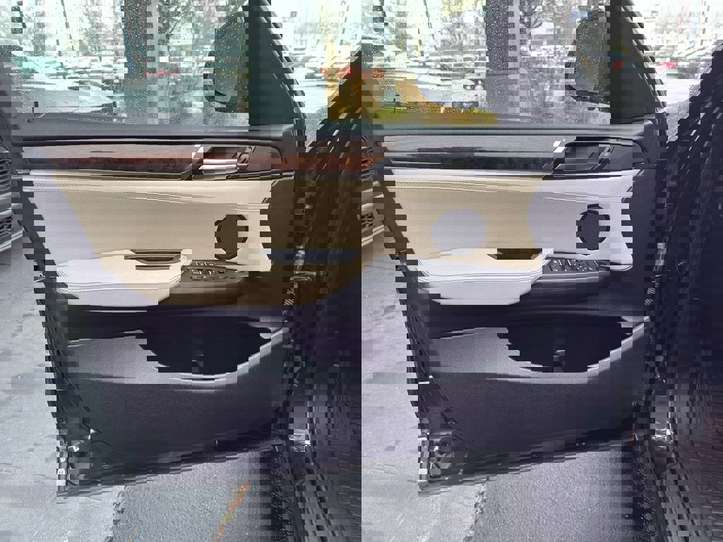 Used 2015 BMW X3 xDrive28i image 14