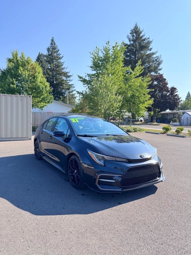 Used 2021 Toyota Corolla SE w/ Carpet Mat Package (TMS) FWD image 3