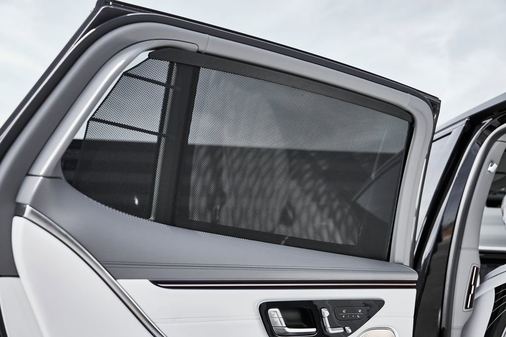 Used 2024 Mercedes-Benz Maybach EQS 680 4MATIC image 52