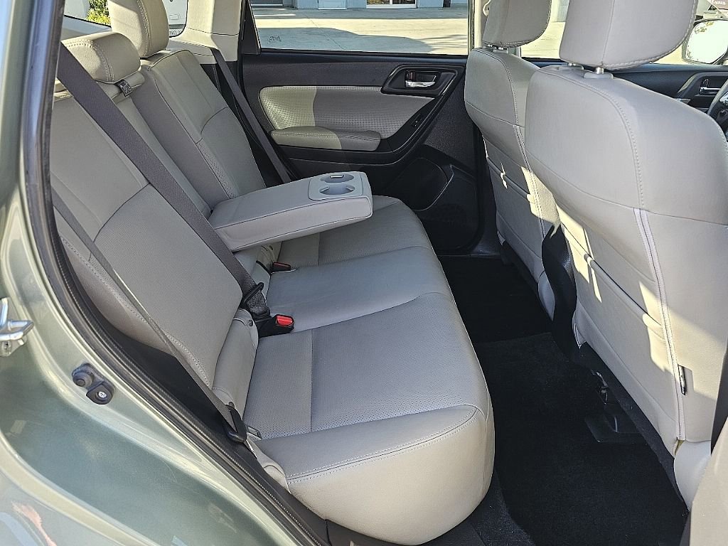 Used 2015 Subaru Forester 2.5i Limited w/ Popular Package #2 AWD/4WD image 21