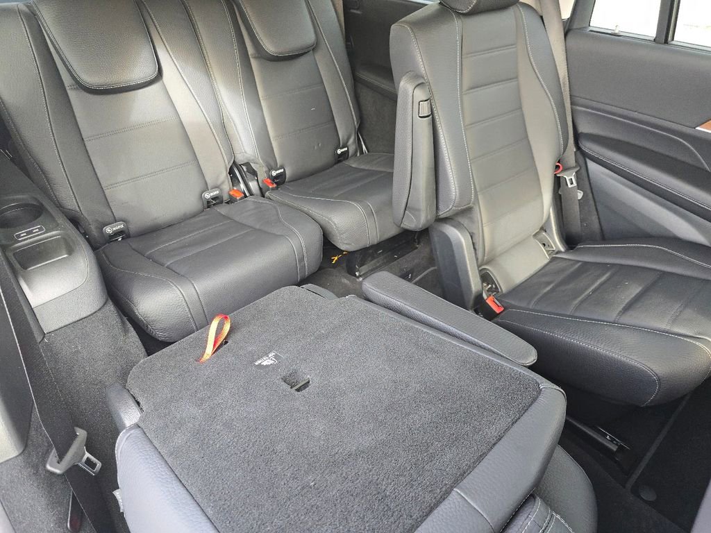 Certified 2026 Mercedes-Benz GLS 450 4MATIC image 23