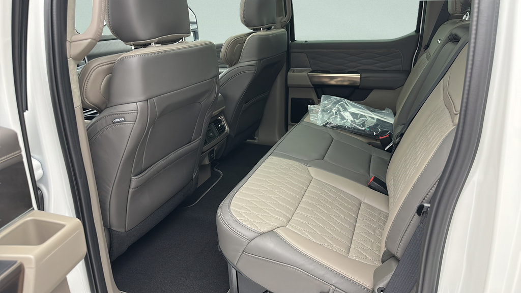 New 2026 Ford F350 Platinum w/ Platinum Plus Package AWD/4WD image 11