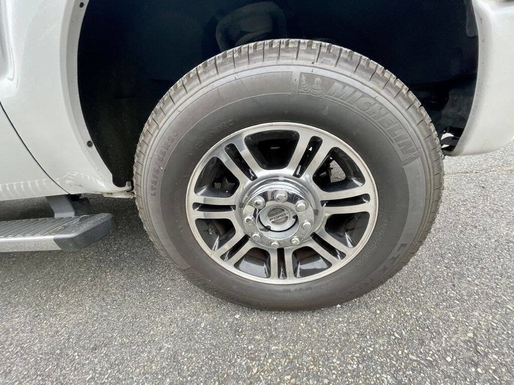 Used 2015 Ford F350 Platinum image 36