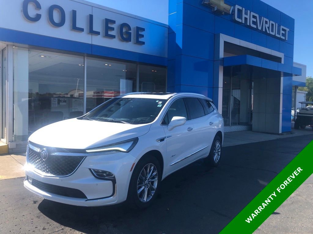 Used 2023 Buick Enclave Avenir w/ Avenir Technology Package image 1