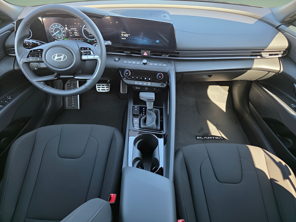 New 2026 Hyundai Elantra SEL FWD image 15