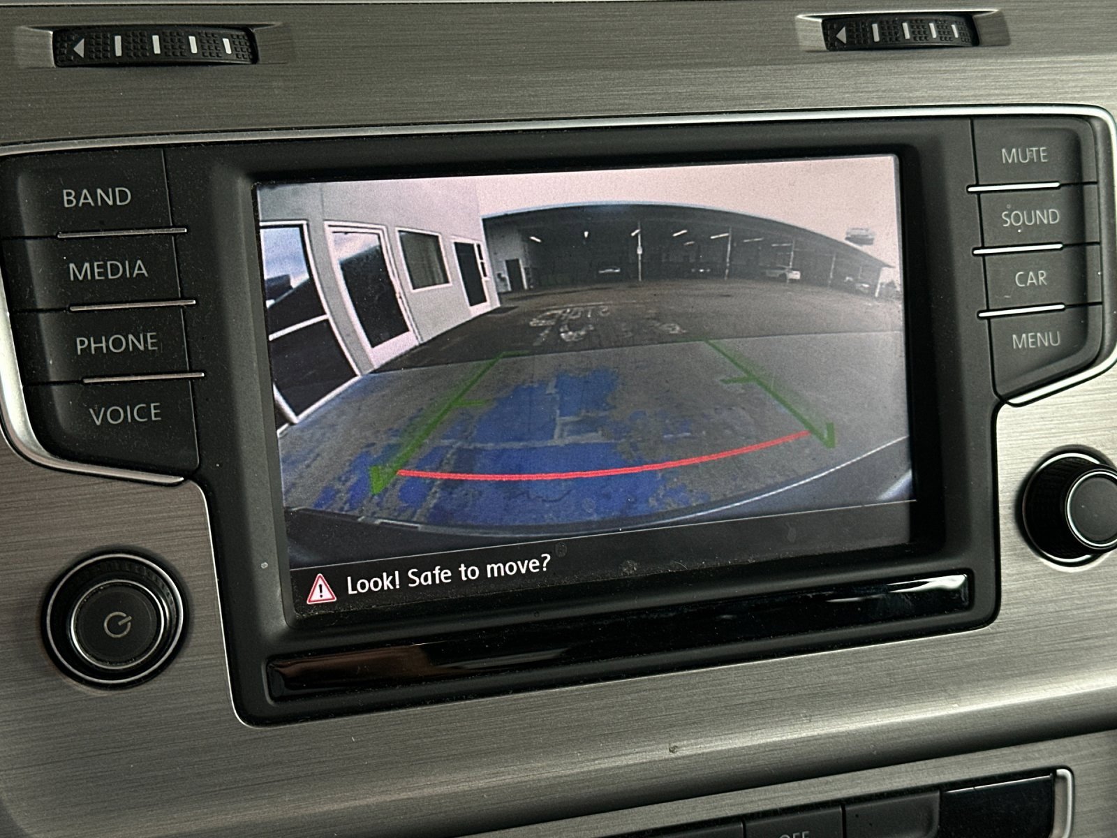 Used 2016 Volkswagen Golf SEL image 17