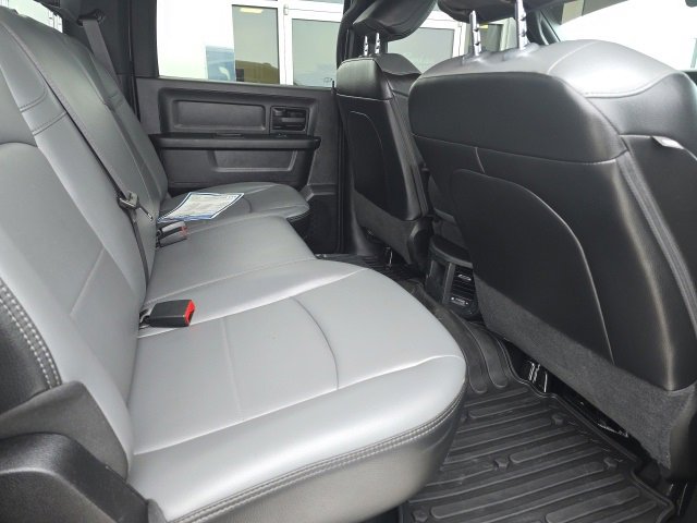 Used 2022 RAM 2500 Tradesman w/ Chrome Appearance Group image 5