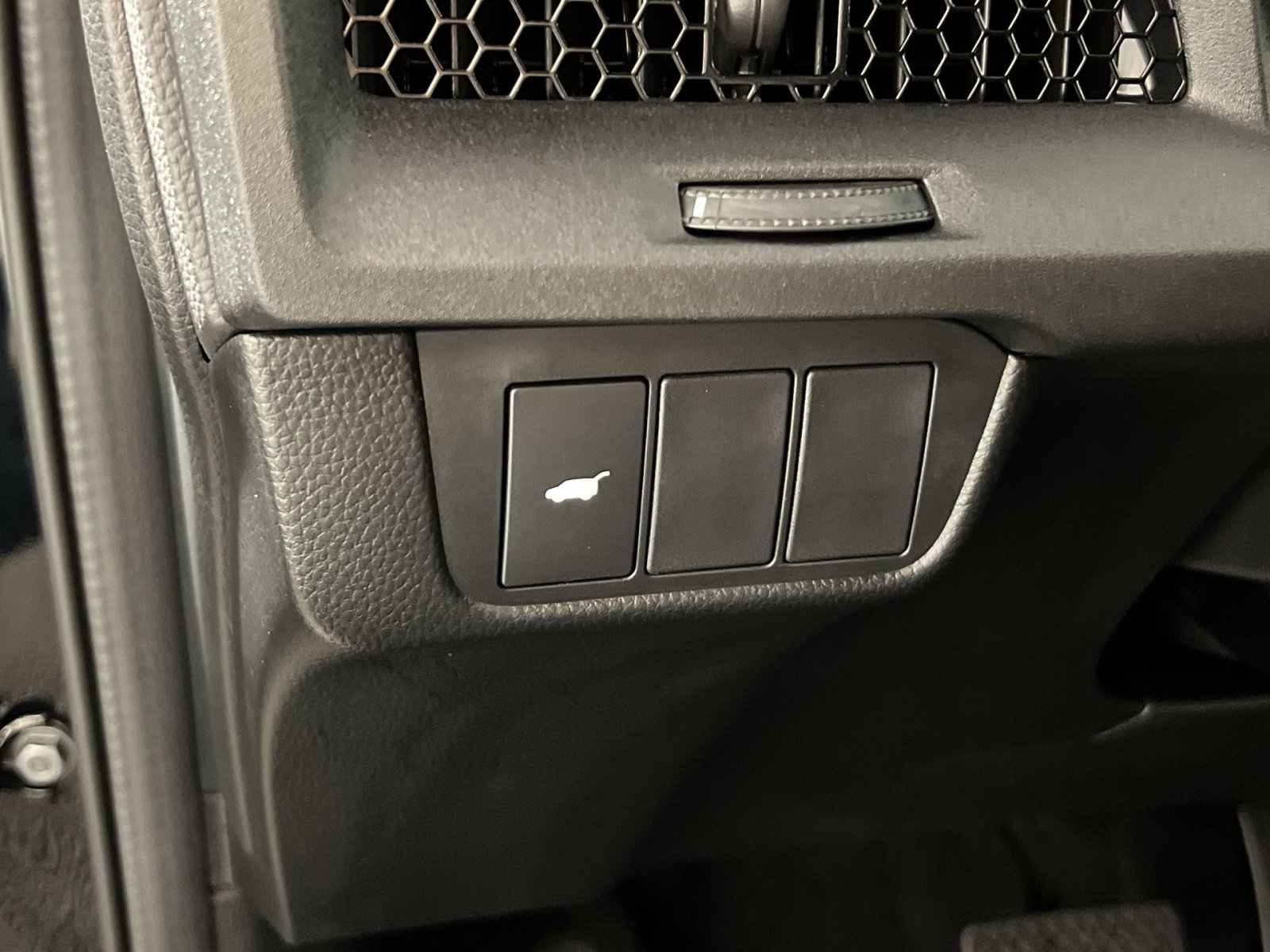 Used 2026 Honda CR-V Sport-L image 32