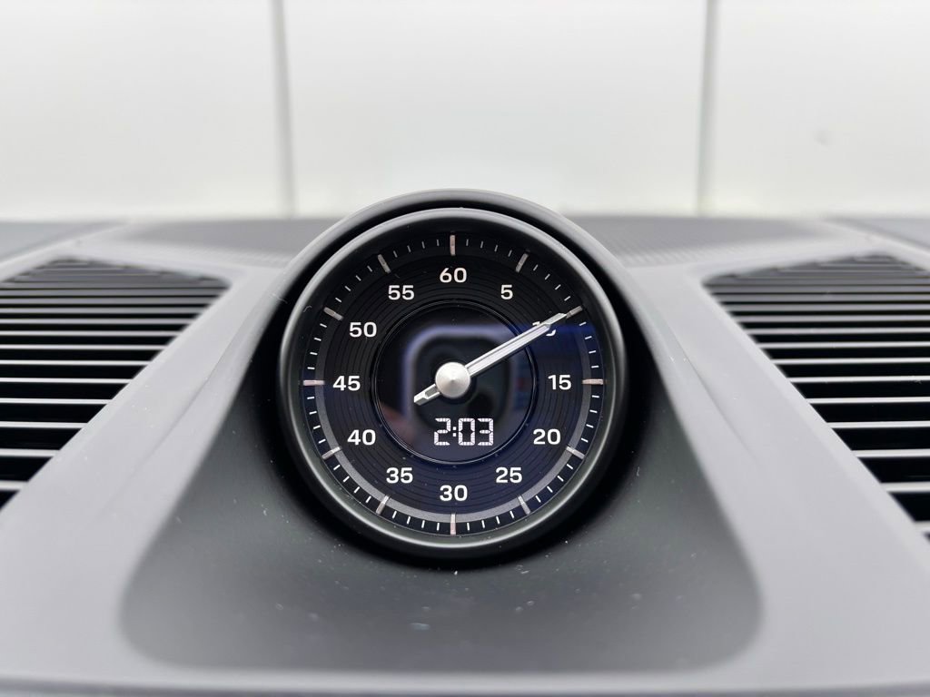 New 2026 Porsche Cayenne Coupe image 25