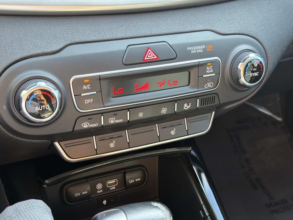 Used 2019 Kia Sorento SX FWD image 26