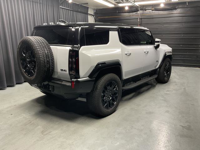 Used 2025 GMC Hummer EV 2X w/ LPO, Cargo Utility Package AWD/4WD image 8