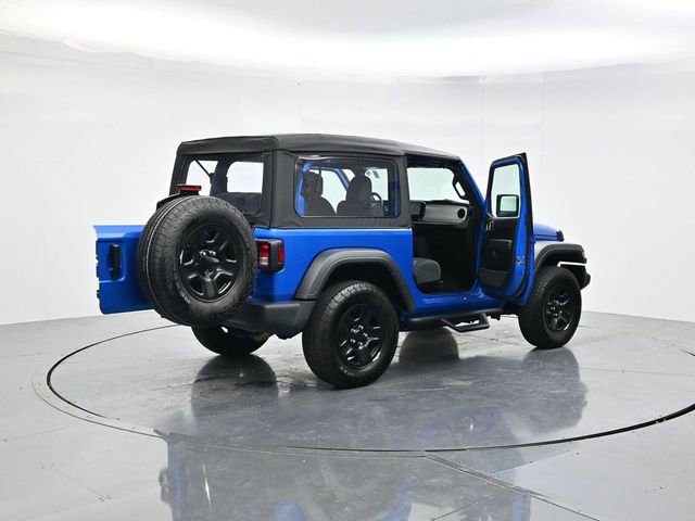 Used 2025 Jeep Wrangler Sport AWD/4WD image 47