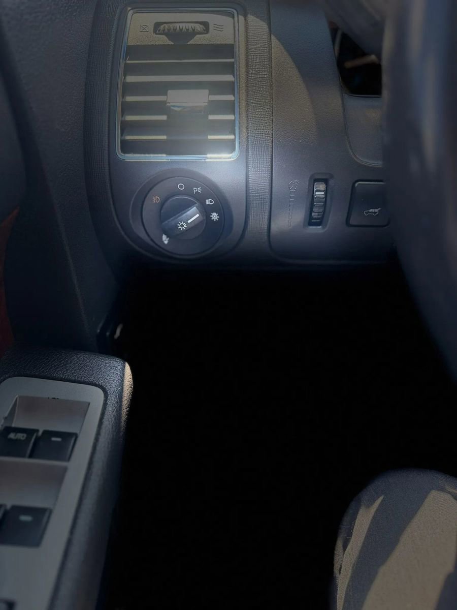 Used 2011 Ford Flex Limited FWD image 40