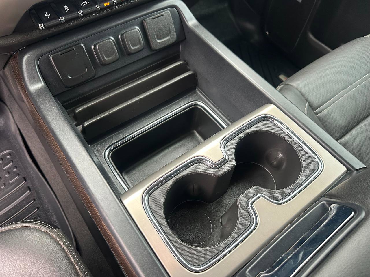 Used 2019 GMC Sierra 3500 Denali w/ Duramax Plus Package image 43