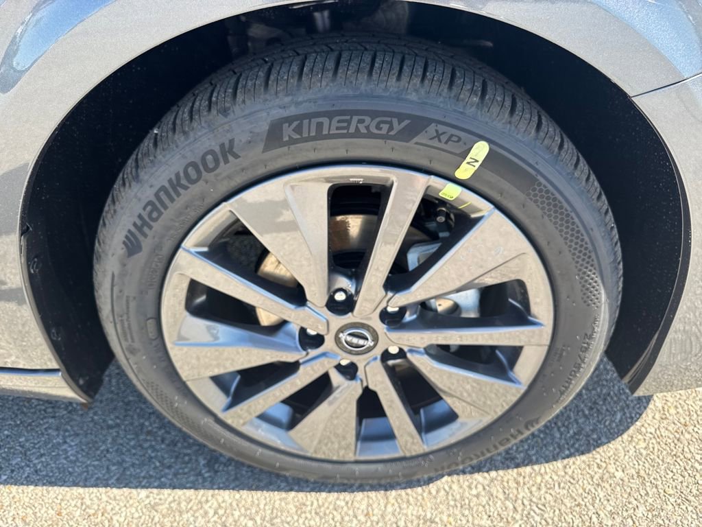 New 2026 Nissan Sentra SL w/ Floor Mat Package FWD image 10