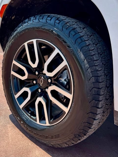 Used 2021 Chevrolet Tahoe Z71 w/ Z71 Signature Package AWD/4WD image 20