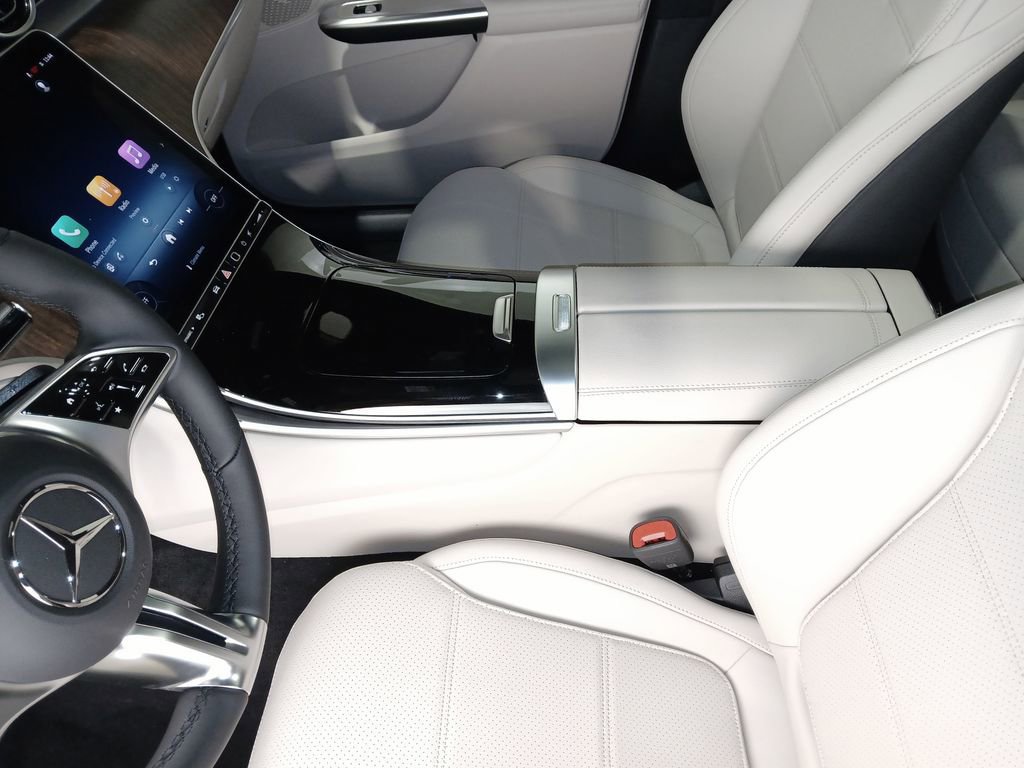 New 2026 Mercedes-Benz GLC 300 4MATIC image 18
