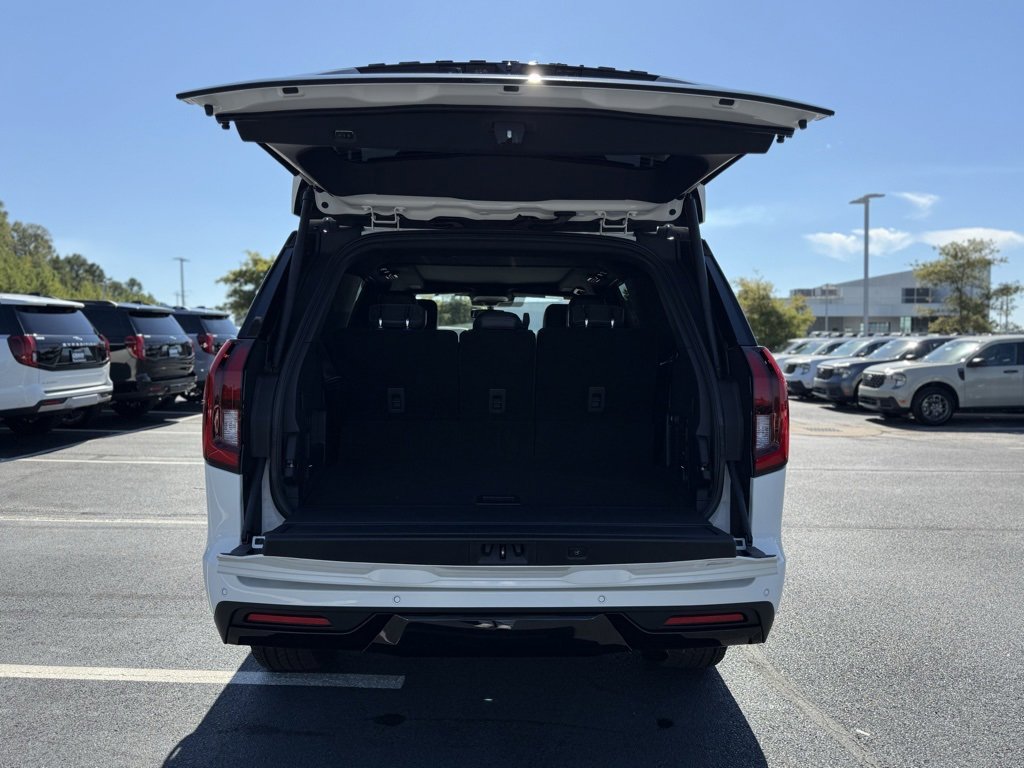 New 2025 Ford Expedition Platinum w/ Stealth Performance Package image 7