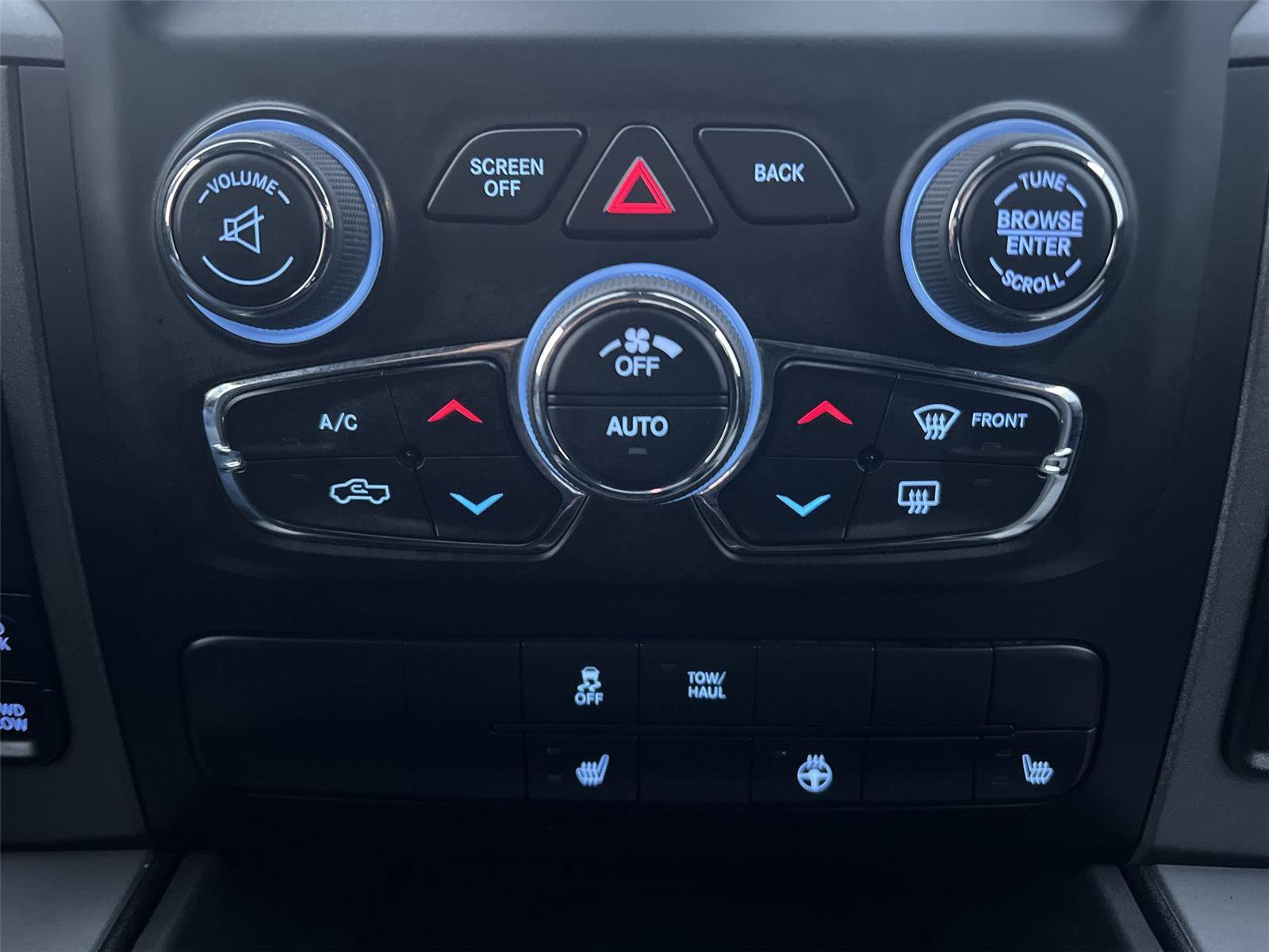 Used 2022 RAM 1500 Express w/ Wheel & Sound Group image 19