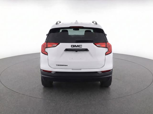 Used 2023 GMC Terrain SLT w/ Tech Package FWD image 7