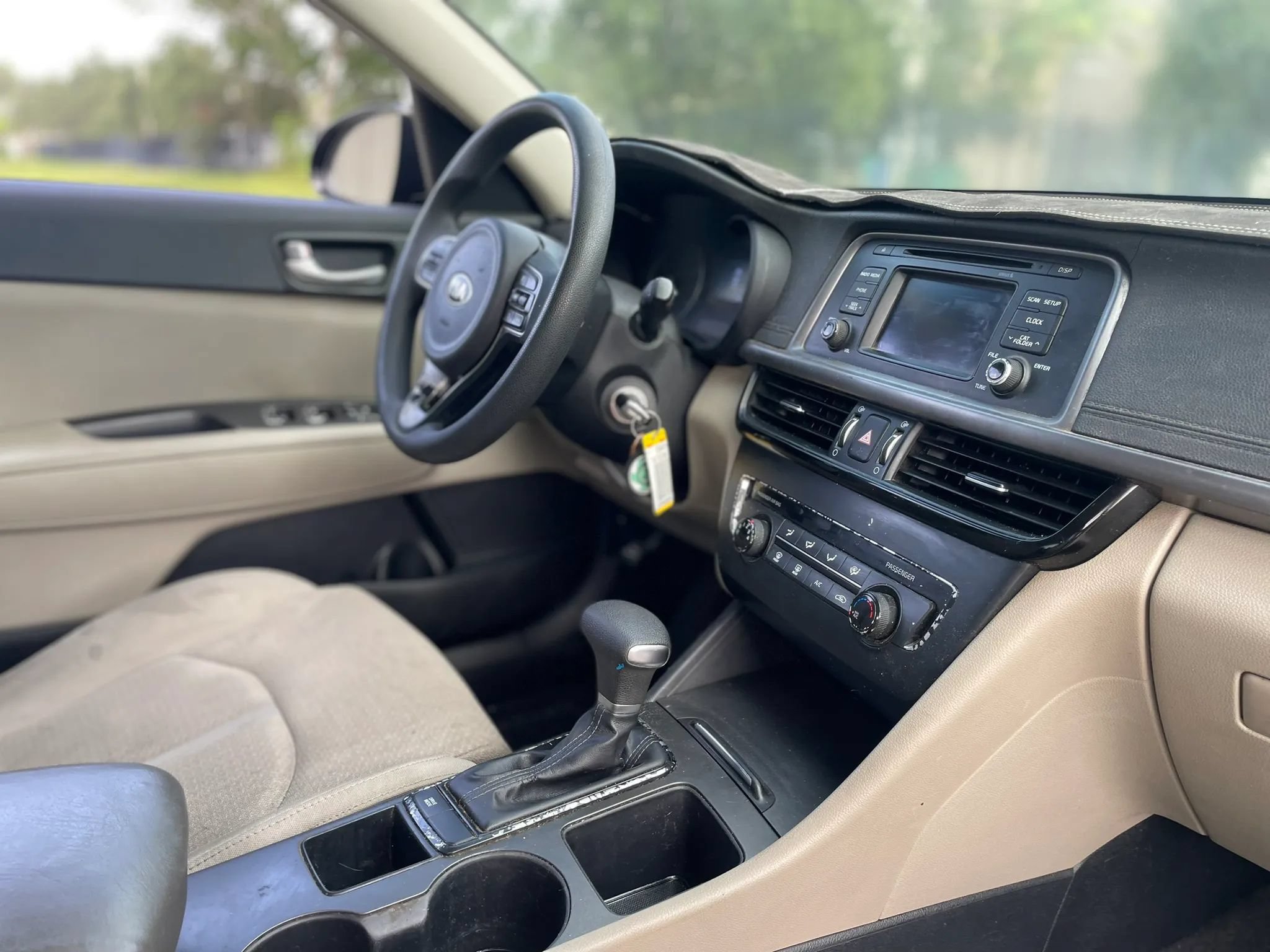 Used 2016 Kia Optima LX FWD image 23