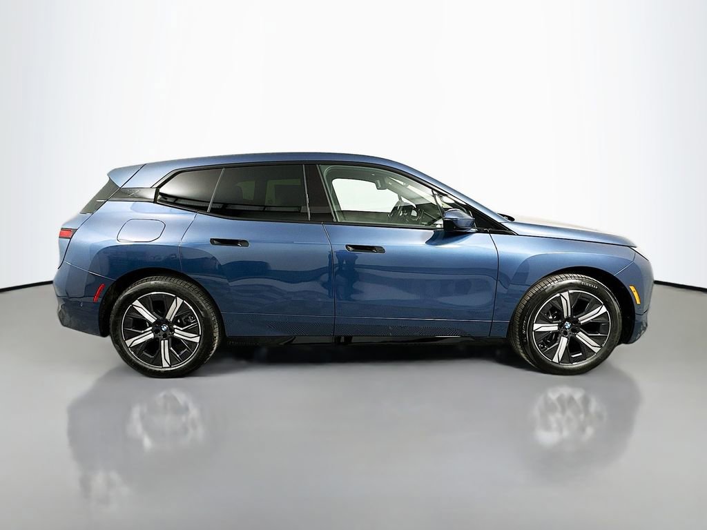 Used 2026 BMW iX xDrive45 image 4