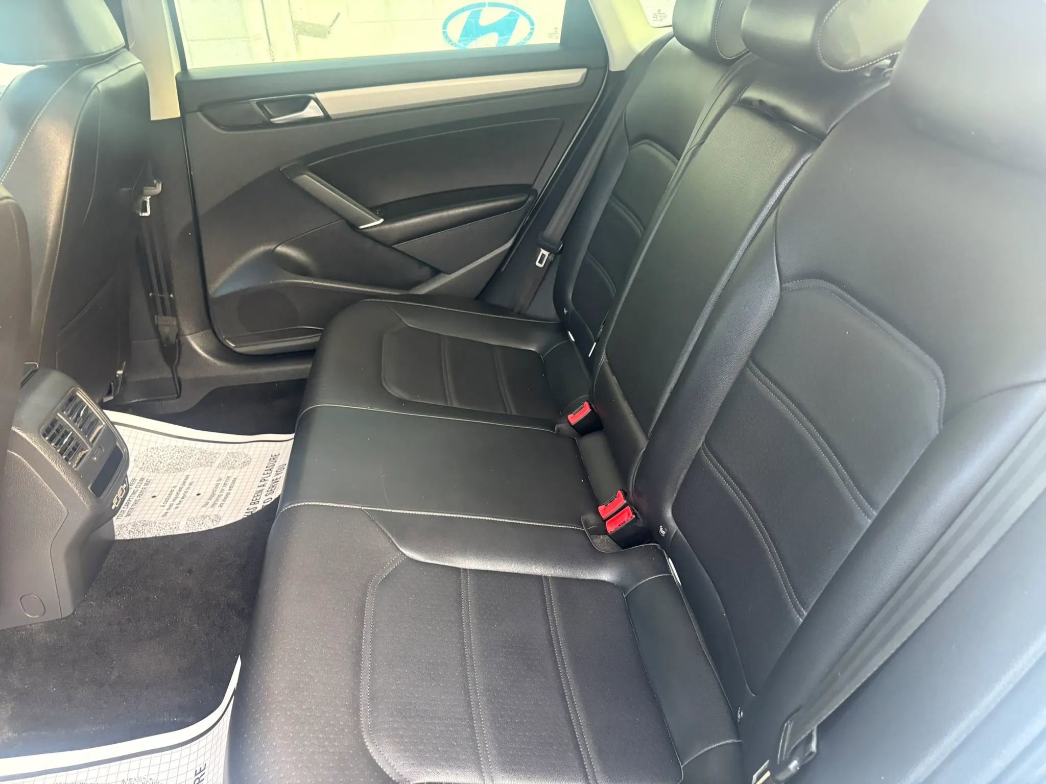 Used 2020 Volkswagen Passat 2.0T SE image 8