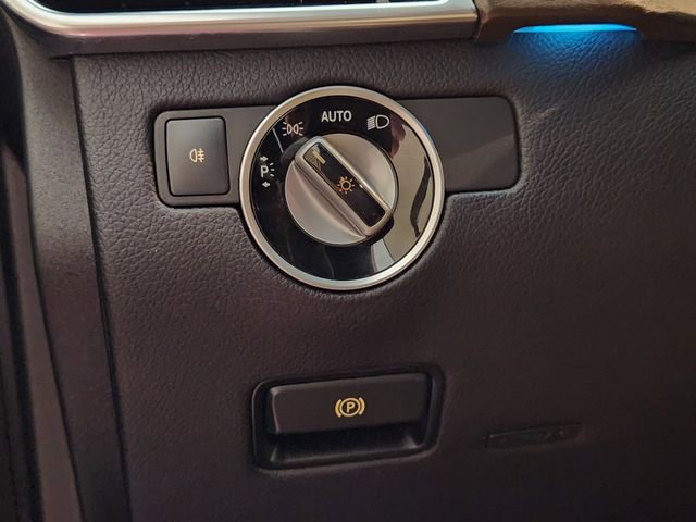 Used 2017 Mercedes-Benz GLS 450 4MATIC image 21