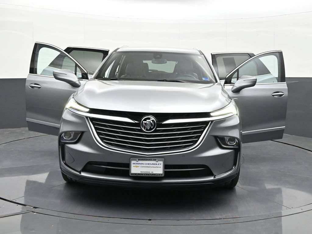 Used 2023 Buick Enclave Essence AWD/4WD image 44