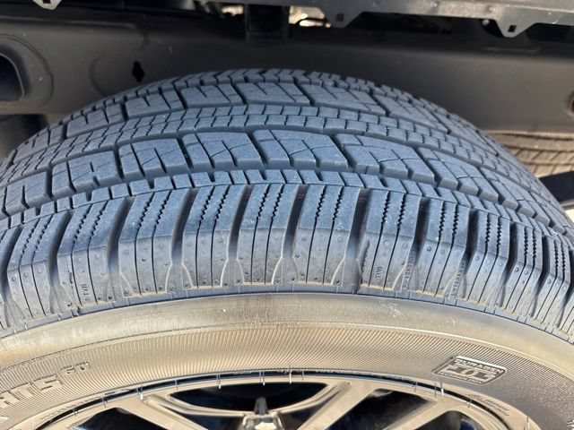 Used 2025 GMC Sierra 1500 Elevation AWD/4WD image 12