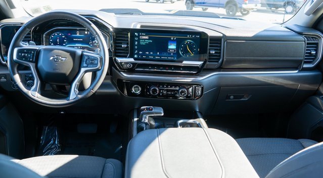 Used 2023 Chevrolet Silverado 1500 LT Trail Boss w/ Protection Package image 14