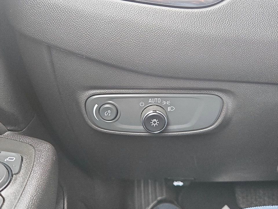 Used 2024 Chevrolet Equinox LT image 21