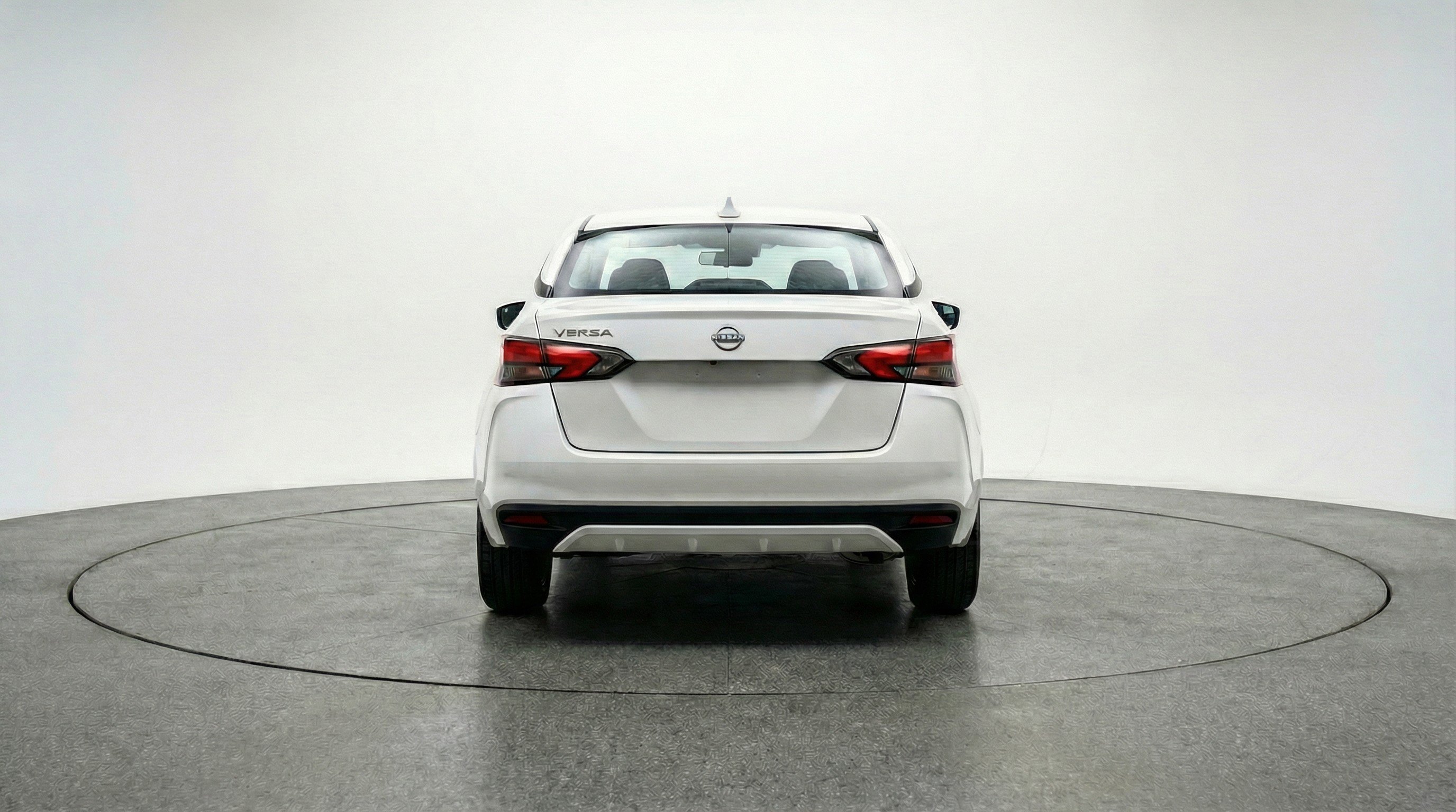 Used 2025 Nissan Versa SV FWD image 7