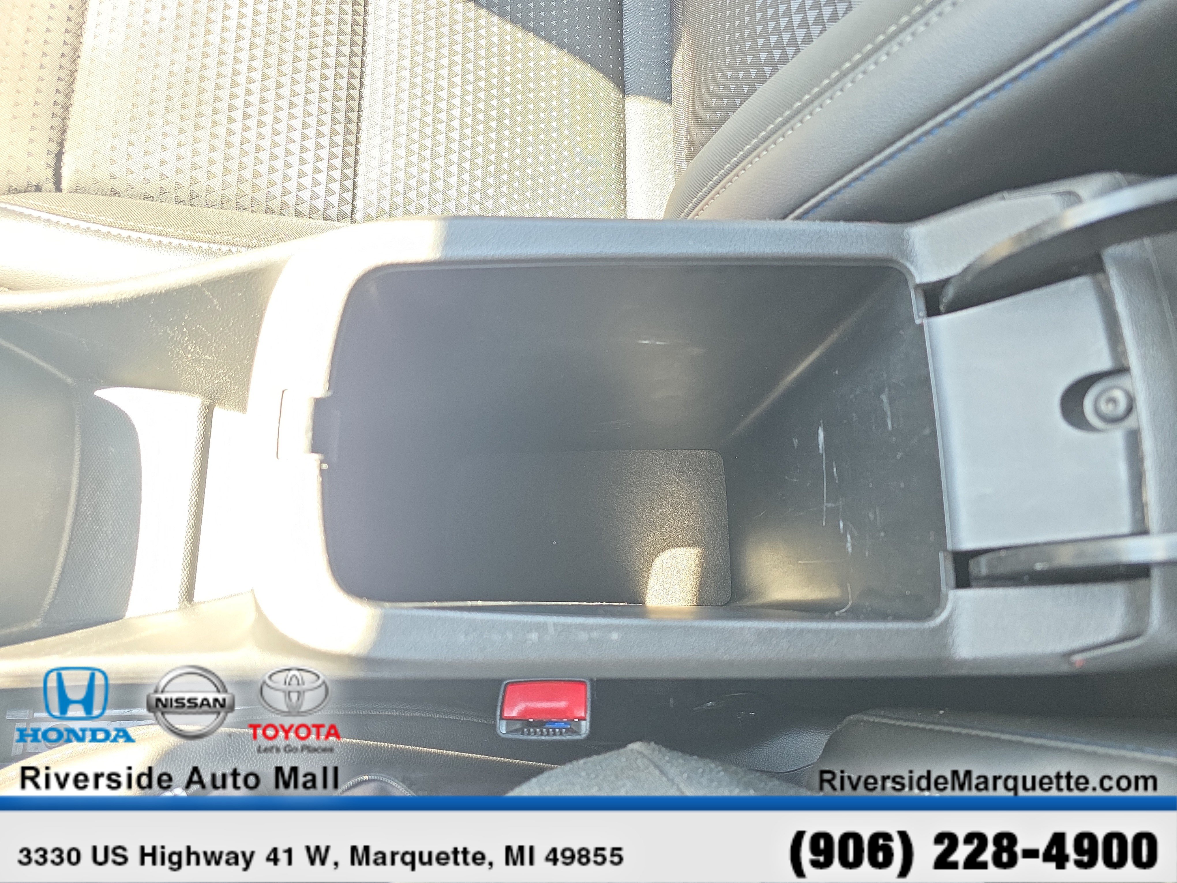 Used 2024 Chevrolet Trax LT w/ Driver Confidence Package FWD image 20