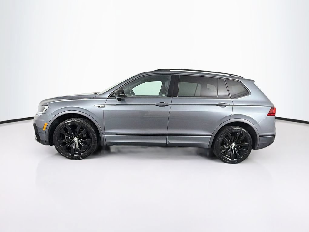 Used 2021 Volkswagen Tiguan SE R-Line AWD/4WD image 6